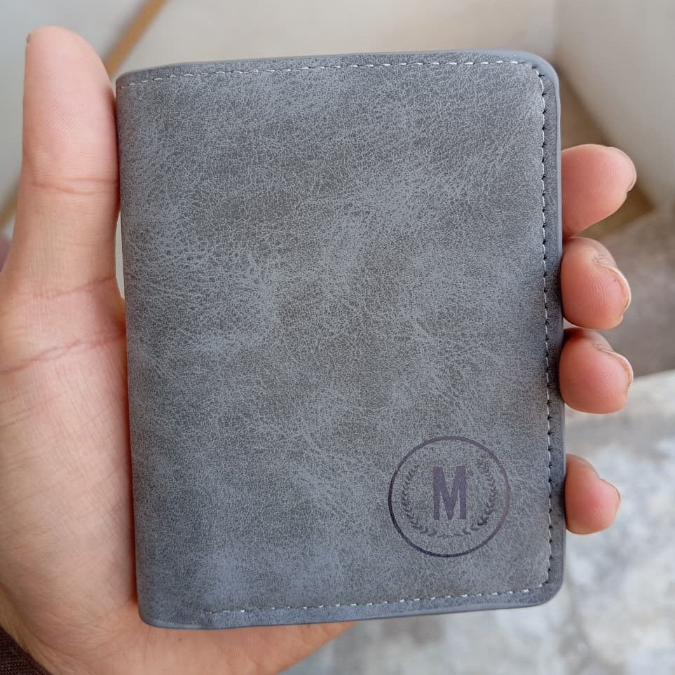 GU II Male Short Thin Man Wallet Providing Stylish Design Comfortable Use Durable Quality - Black
